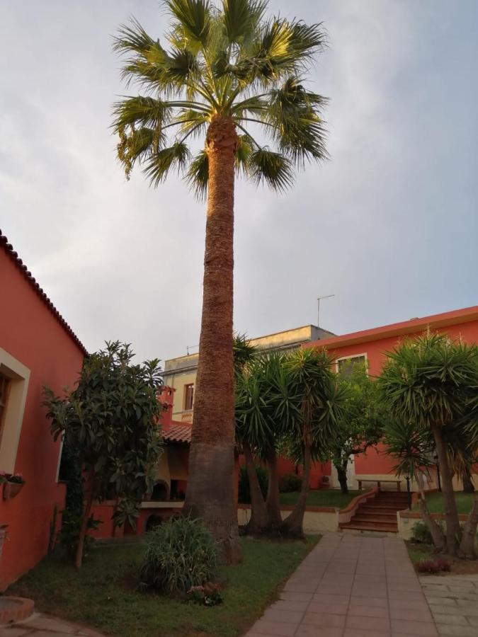 Piazza San Giorgio Hotel Dolianova Exterior foto